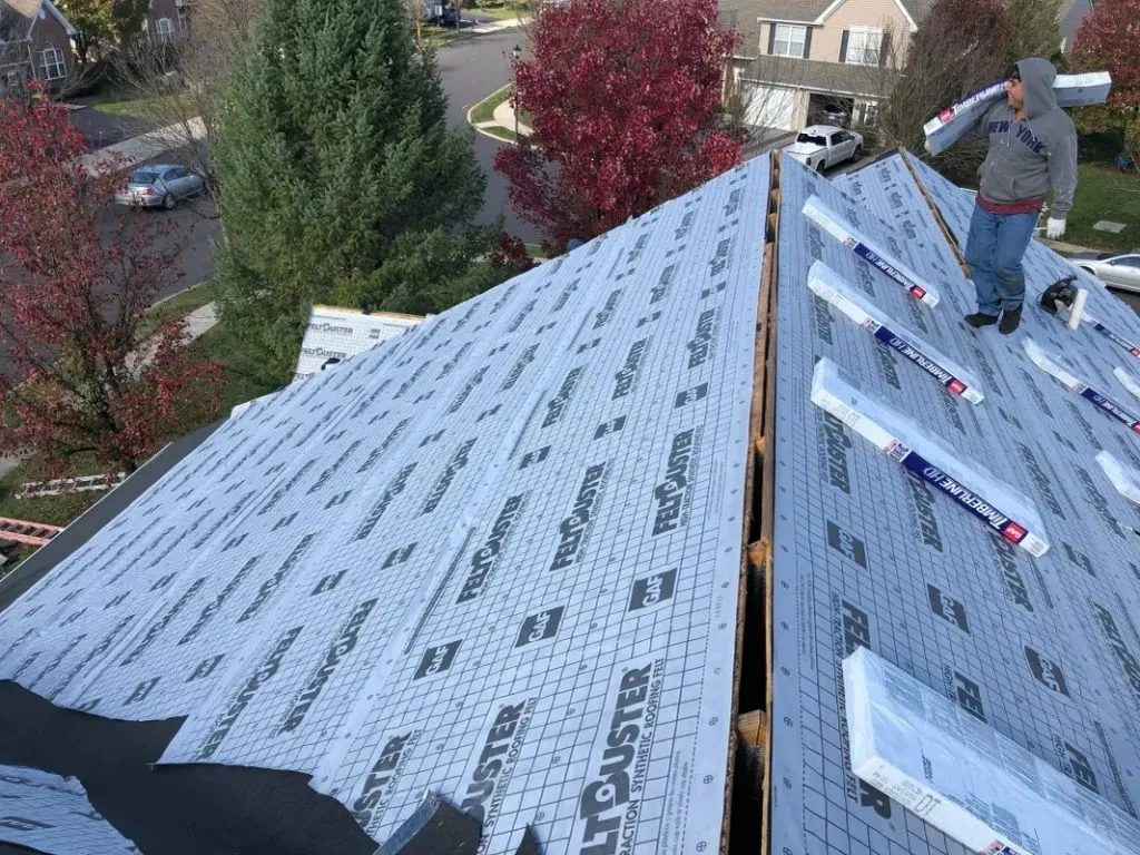 Roof Replacement - Professional roofing service