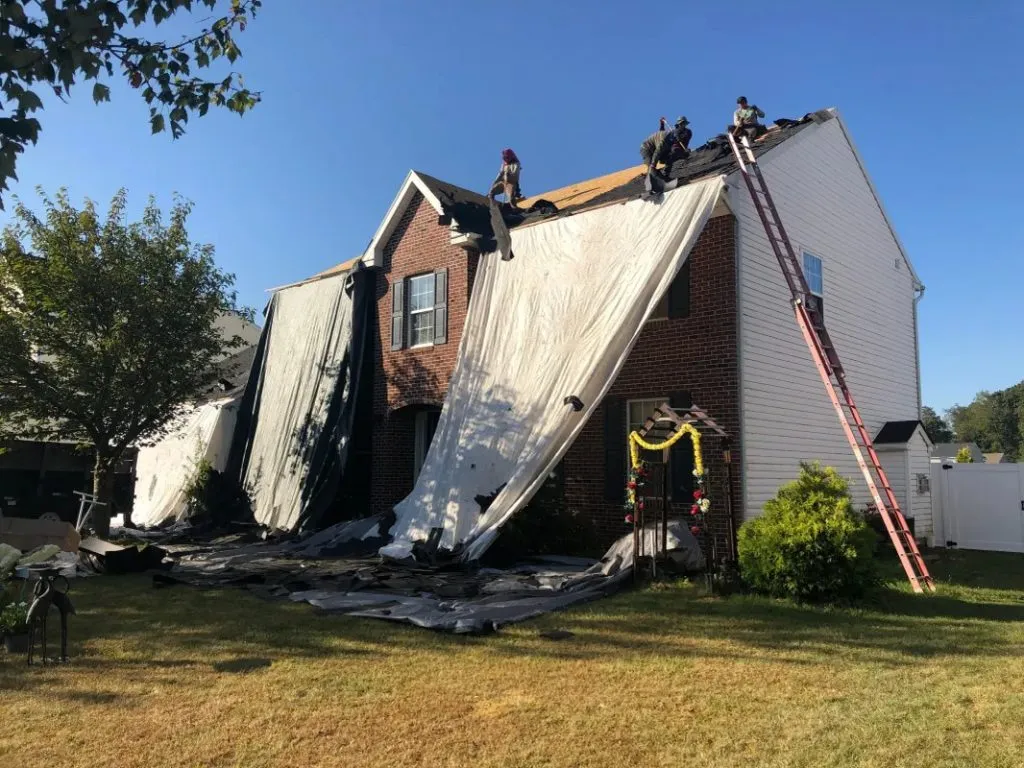 Emergency & Storm Damage - Professional roofing service